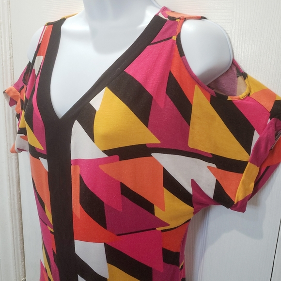 FINAL SALE Worthington® {COLD-SHOULDER DOLMAN TOP} - Picture 6 of 11